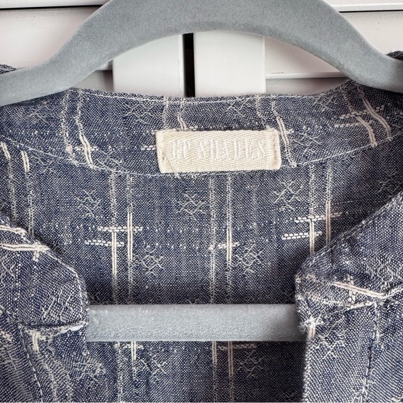 CP Shades Linen Simone Textured Sleeveless Top Shirt Tunic Blue Size Small - Picture 2 of 7